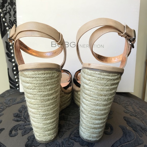 BCBG BG-FRANKEE IN BLK/MOJAVE PAT P/ORACLE LEATHER - Picture 3 of 5